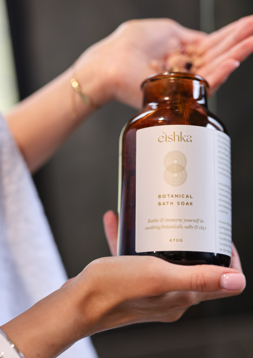 Botanical Bath Soak - Elshka, Natural Beauty, Vegan Beauty, Vegan Skincare, Non Toxic, Feminine Wellness, Vegan beauty brand, Wellness brand, Feminine Care, Intimacy products, Women's intimate products