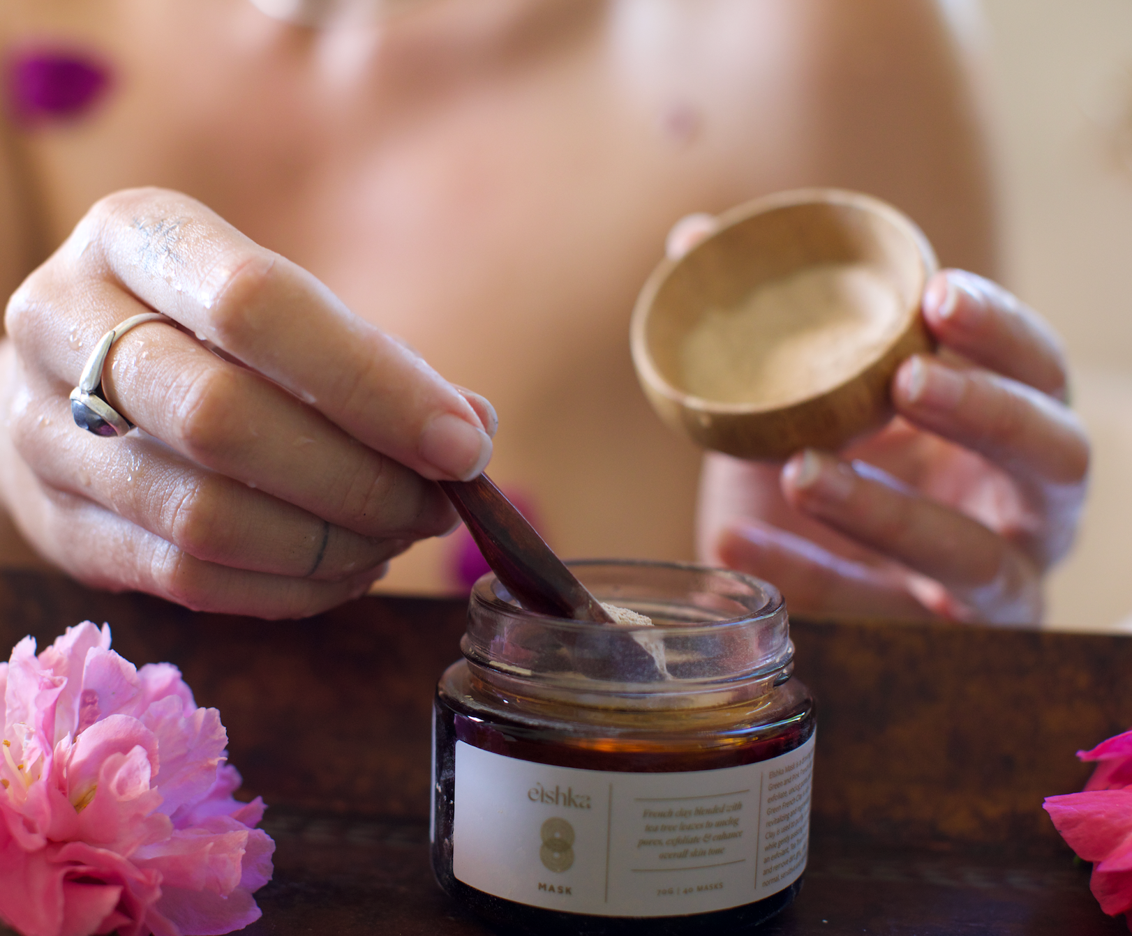 Elshka Mask - Elshka, Natural Beauty, Vegan Beauty, Vegan Skincare, Non Toxic, Feminine Wellness, Vegan beauty brand, Wellness brand, Feminine Care, Intimacy products, Women's intimate products